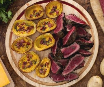 Sliced Beef with Aromatic Herbs