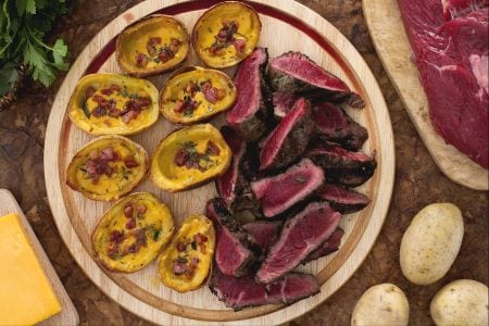 Sliced Beef with Aromatic Herbs