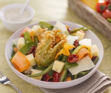 Spring salad with vegetables and cheeses