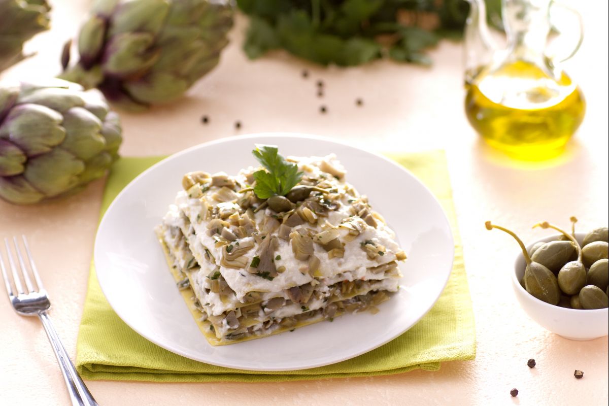 Artichoke lasagna with ricotta and capers