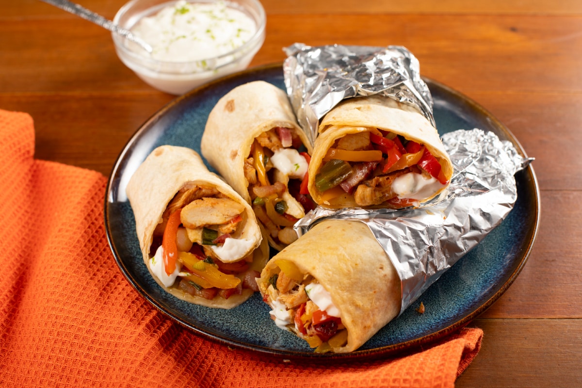 Chicken fajitas with smoked bacon cubes