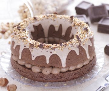 Chocolate ring cake with hazelnut cream