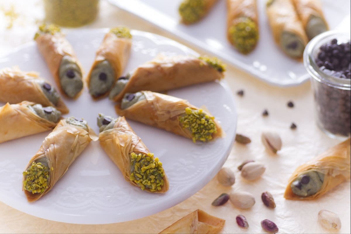 Phyllo Dough Cannoli with Pistachio