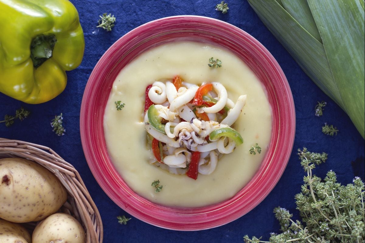 Potato cream with cuttlefish