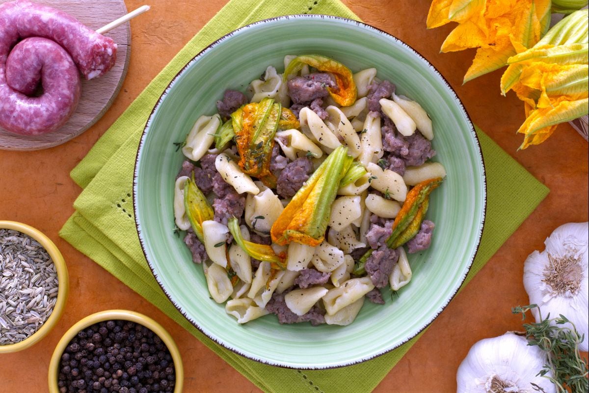 Cavatelli with sausage and zucchini flowers