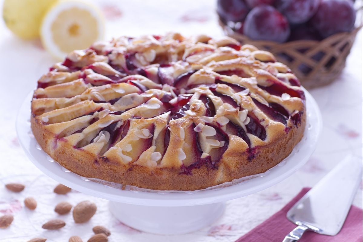 Plum cake