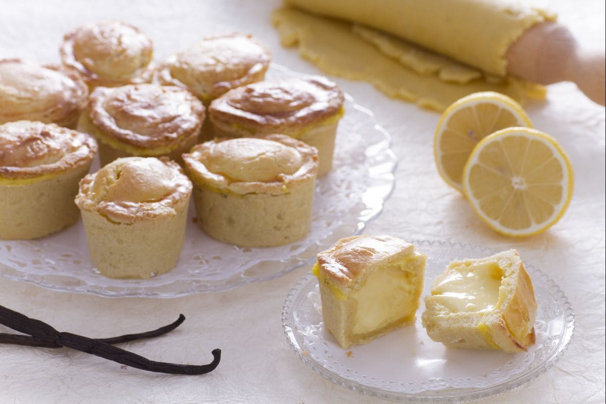 Ricotta and lemon cream pasticciotti