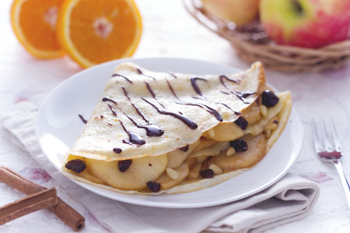 Apple pie crepe