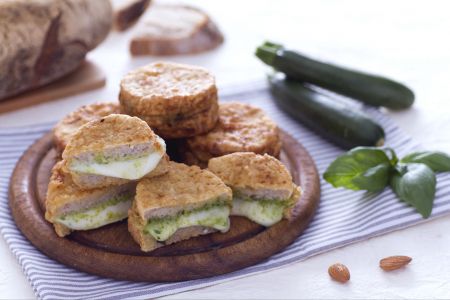 Mozzarella in carrozza al verde with zucchini and basil pesto