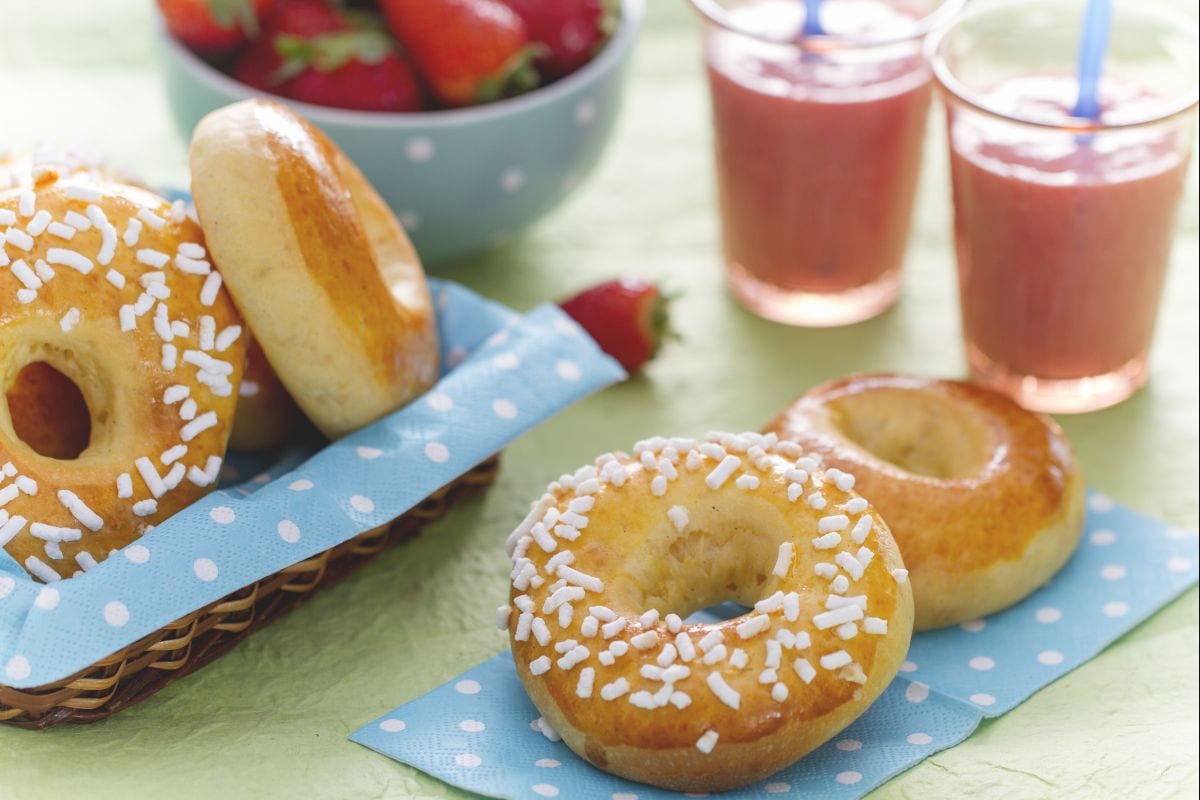 Baked Donuts with Milkshake