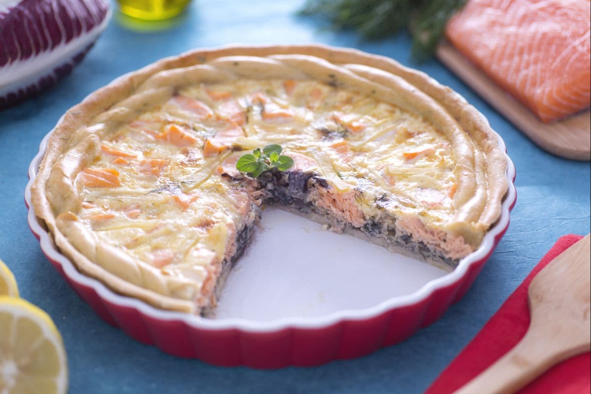 Salmon quiche with potatoes and radicchio