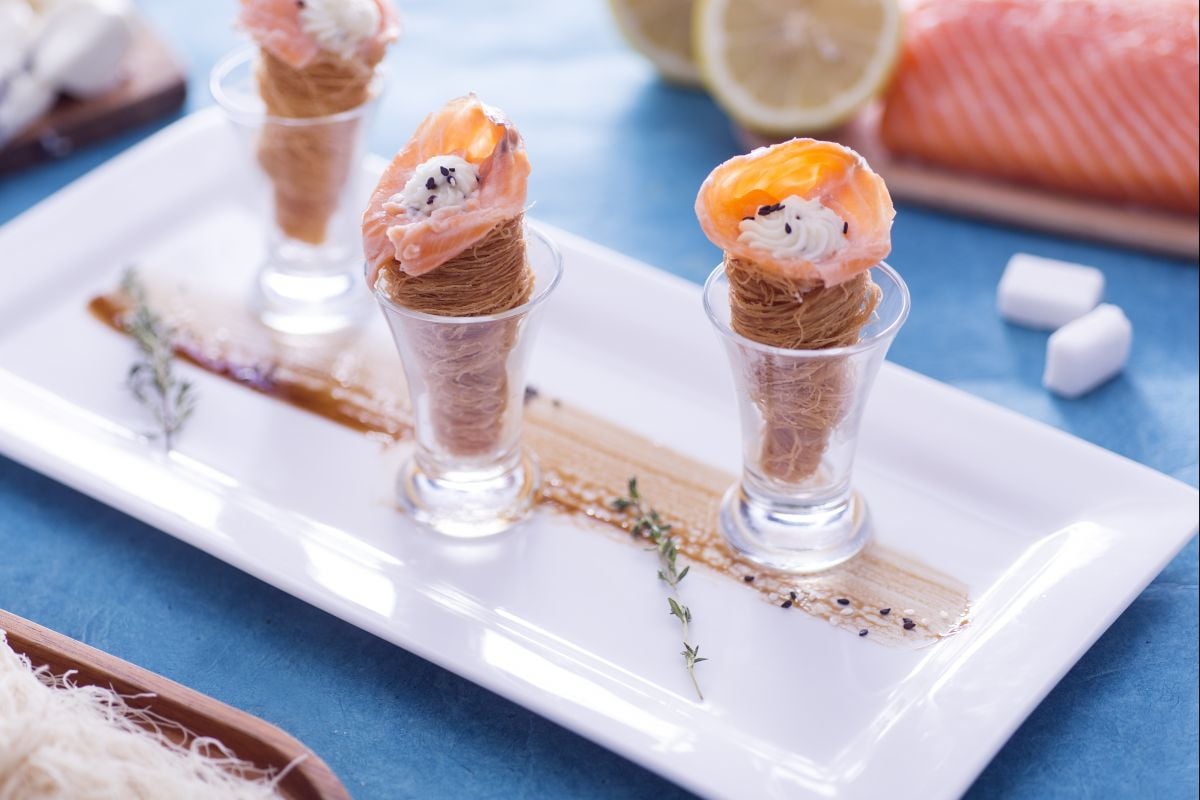 Mini savory croissants with salmon and stracchino