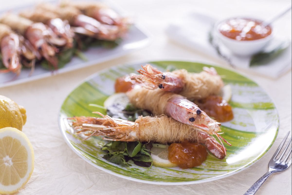 Shrimps in kataifi pastry with apricot jam sauce