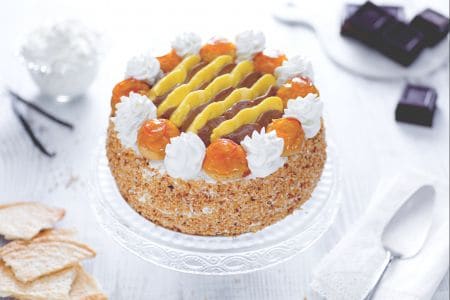 Saint Honoré Cake with Sponge Cake