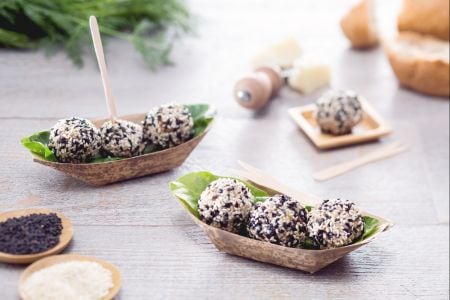 Meatballs in sesame crust