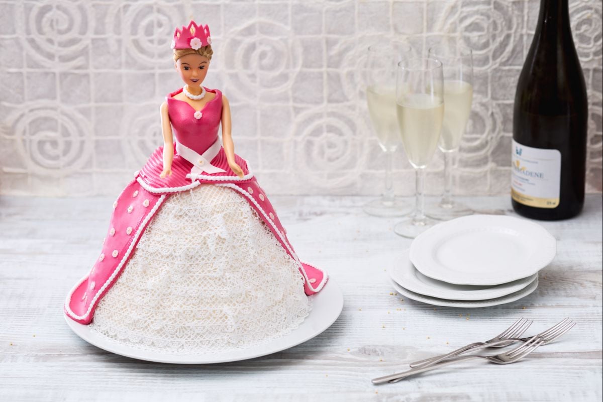 Barbie Cake