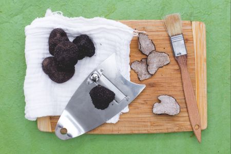 How to clean the truffle