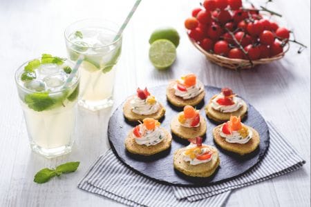 Whole wheat pancakes without milk, eggs, butter with non-alcoholic mojito