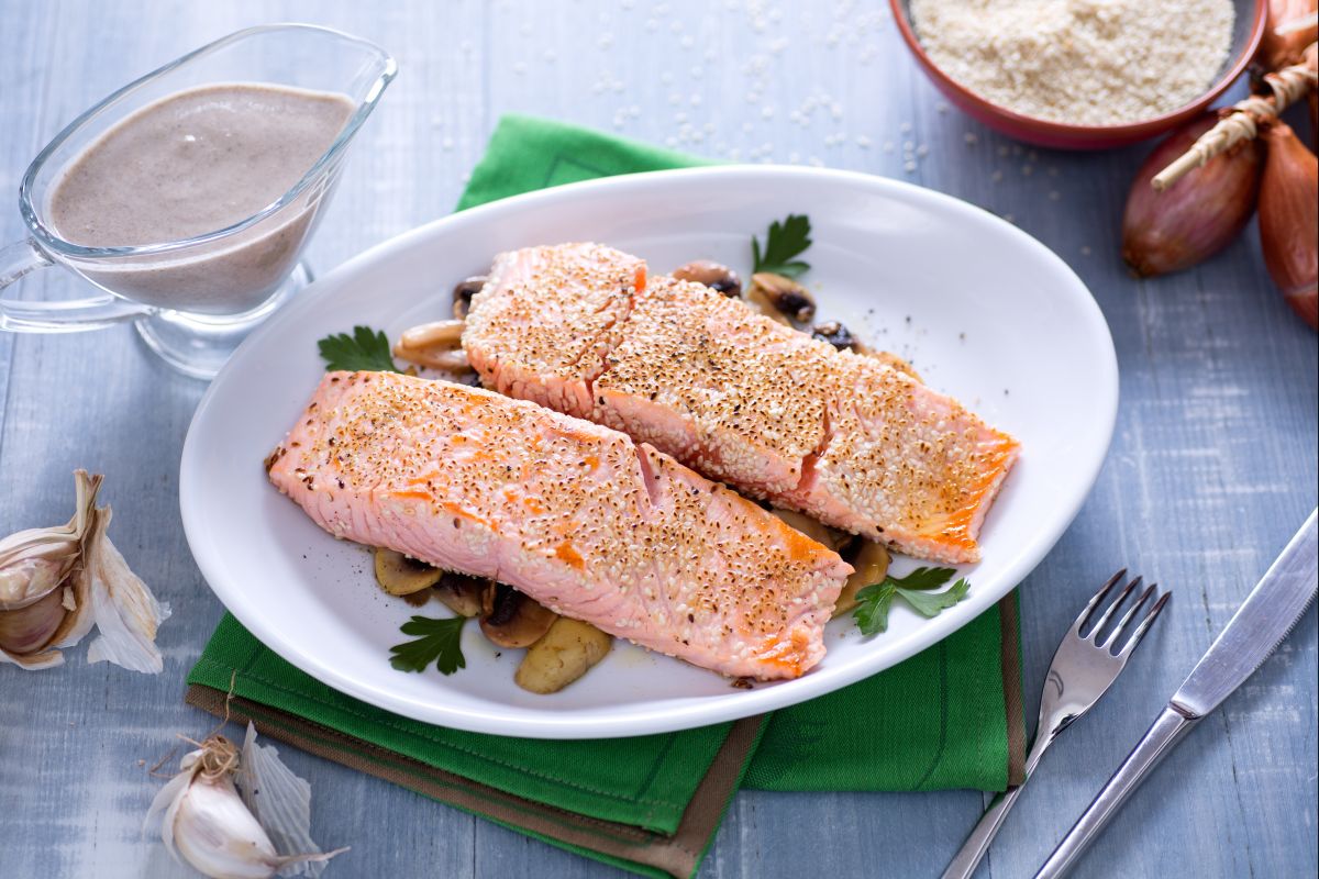 Crispy Salmon Fillet with Chardonnay Sauce