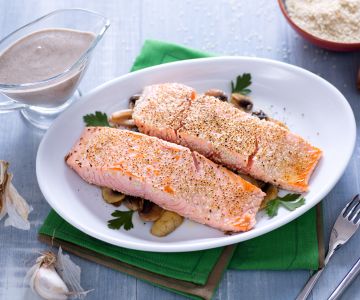 Crispy Salmon Fillet with Chardonnay Sauce
