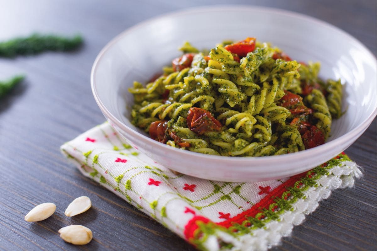 Pasta with Fennel Pesto