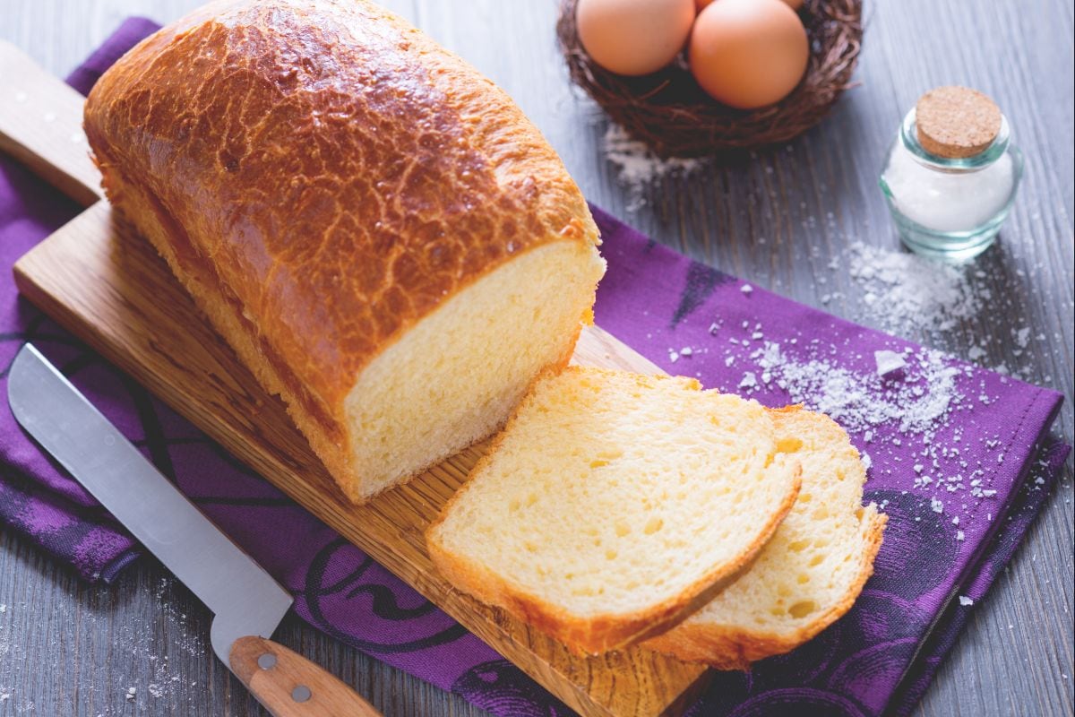 Savory brioche bread
