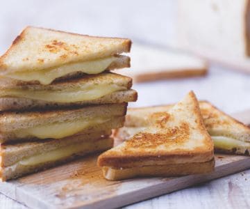 Grilled cheese sandwich