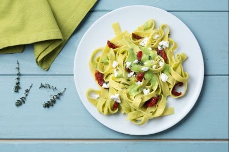 Tagliatelle with peas and ricotta