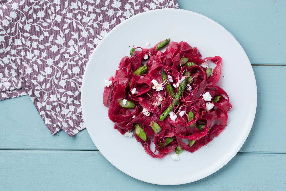 Beetroot tagliatelle with asparagus