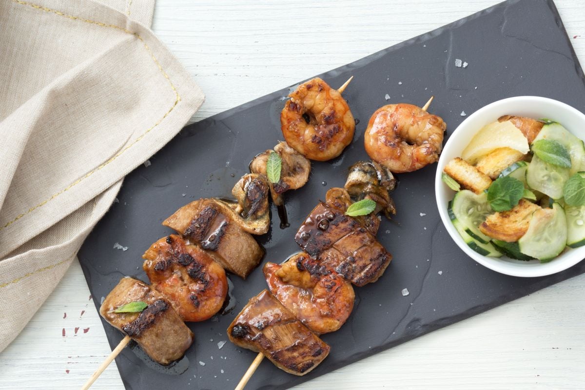Fish skewers with Worcestershire sauce