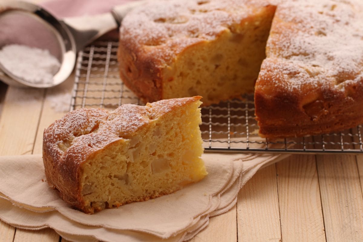 Soft Ricotta and Pear Cake