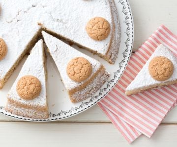 Amaretti Cake