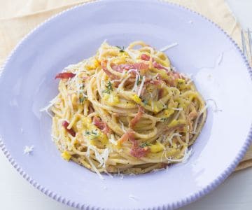 Pasta with Yellow Zucchini Cream and Ham