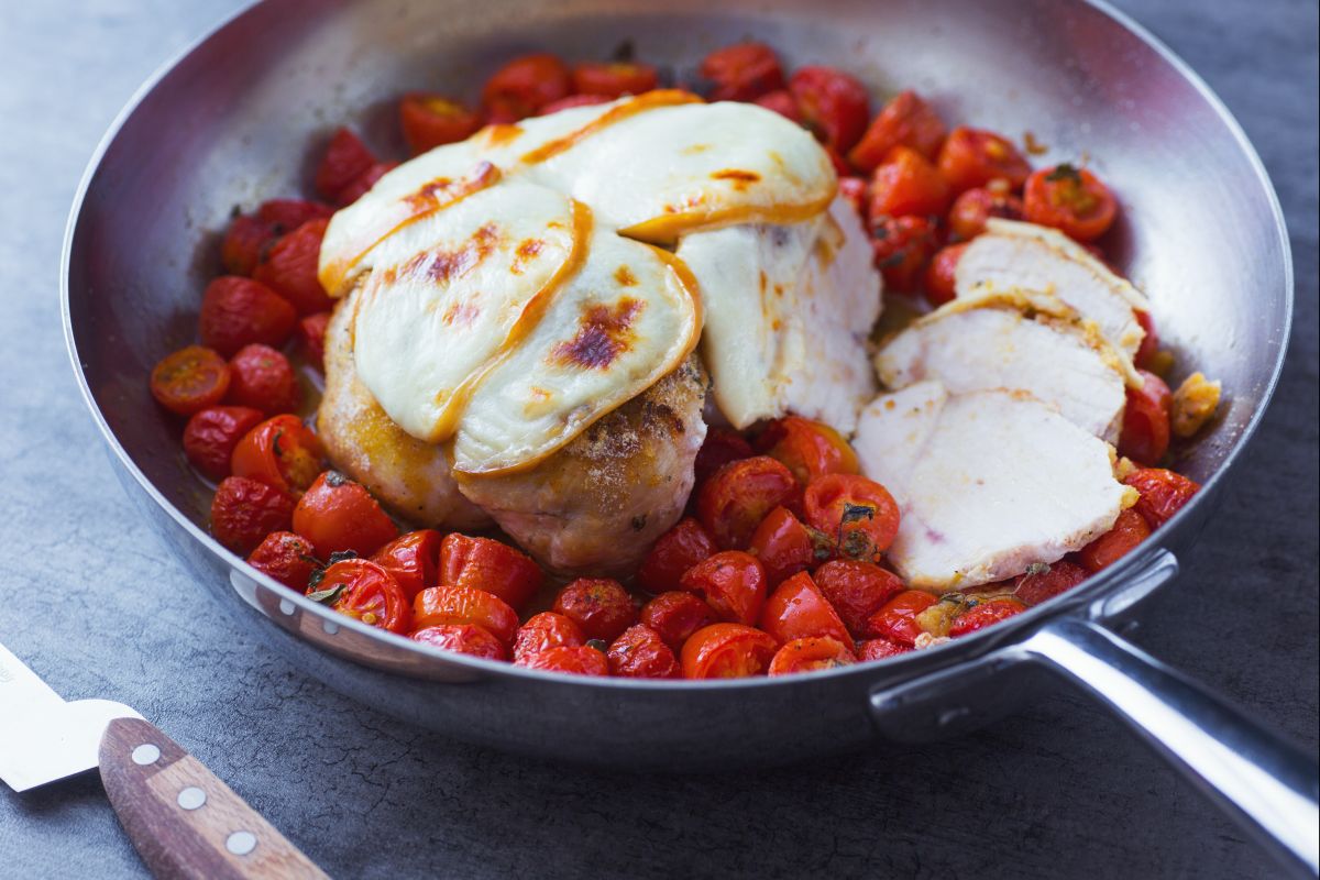 Baked chicken breast with scamorza