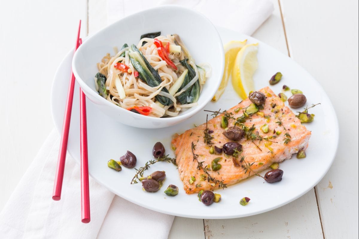 Crispy salmon with noodle salad