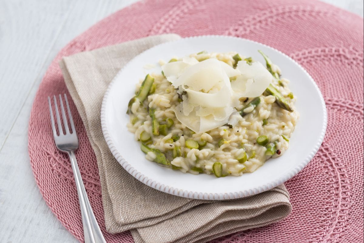 Risotto with asparagus and raspadura