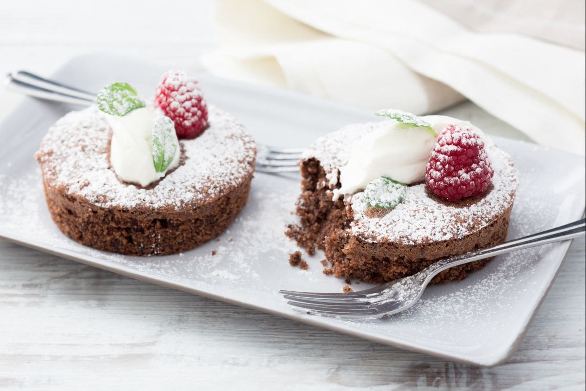 Mini chocolate and chili caprese cakes