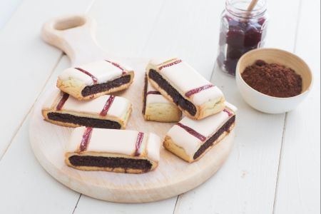 Black cherry cookies