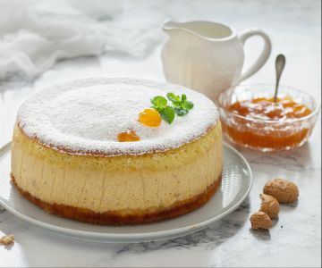 Poured cake with apricot jam cream