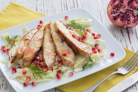 Turkey slices with fennel and pomegranate