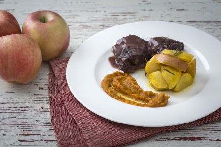 Port Braised Beef with Rosemary Apples