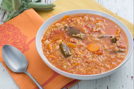 Tomato and chickpea soup with bulgur