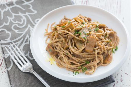 Whole wheat spaghetti with fake guanciale