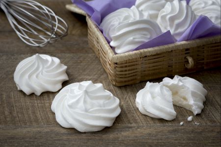 Vegan meringues