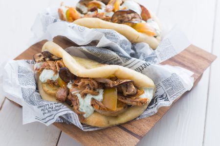 Pita with lamb
