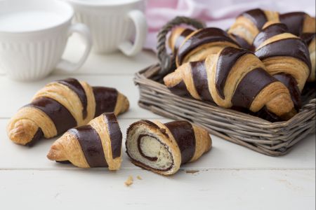 Two-tone croissant