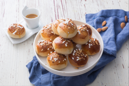 Almond sweet buns