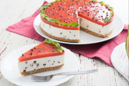 Cold Watermelon Jelly Cake