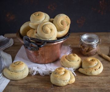 Soft anchovy buns