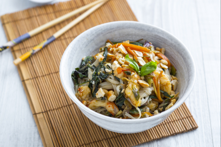 Noodles with shrimp and vegetables